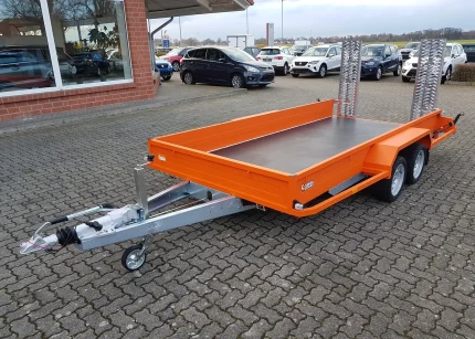 Trasportatore per macchine edili da 3,5 t Magnum Maxx – Vista laterale